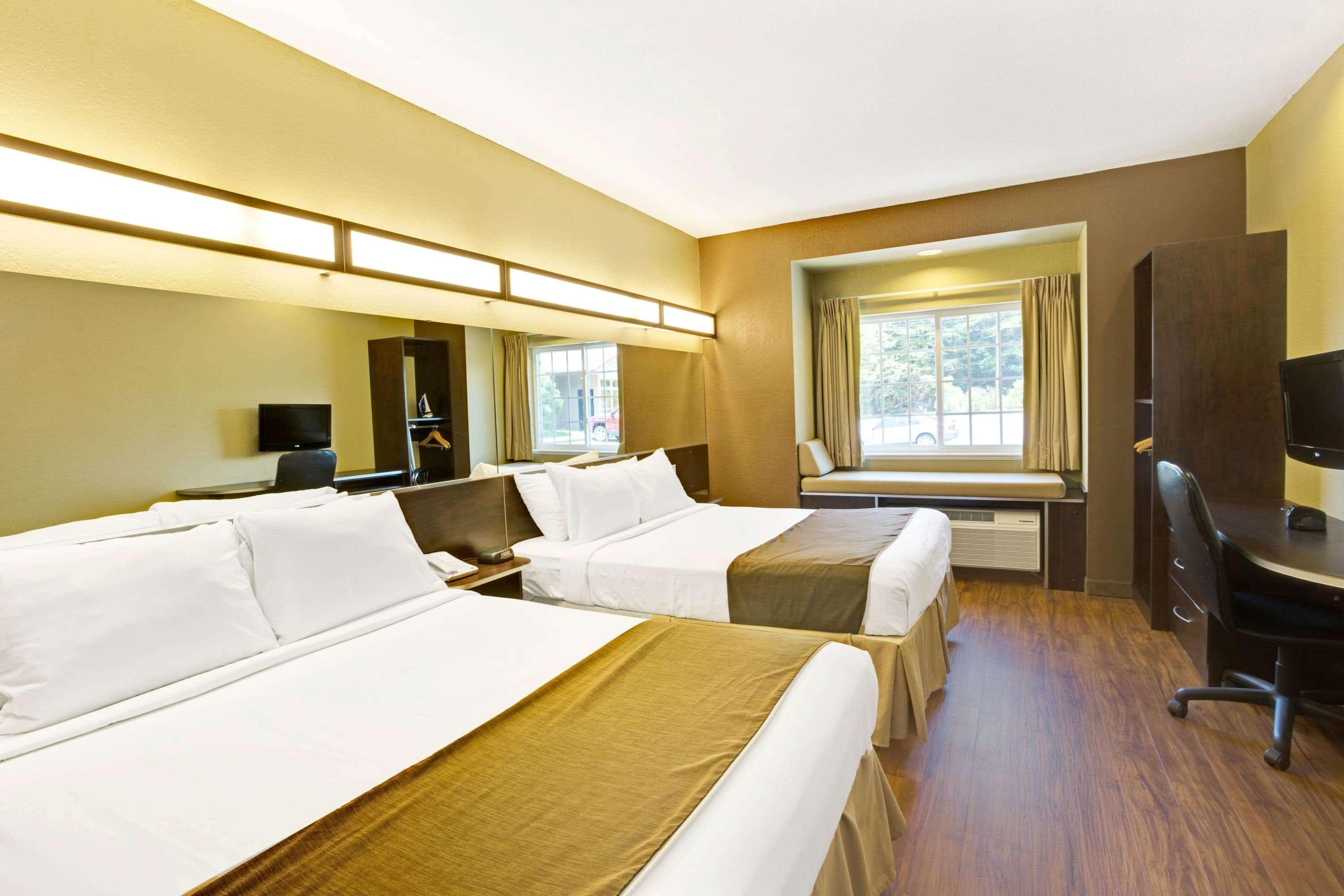 Microtel Inn & Suites By Wyndham Bryson City Dış mekan fotoğraf