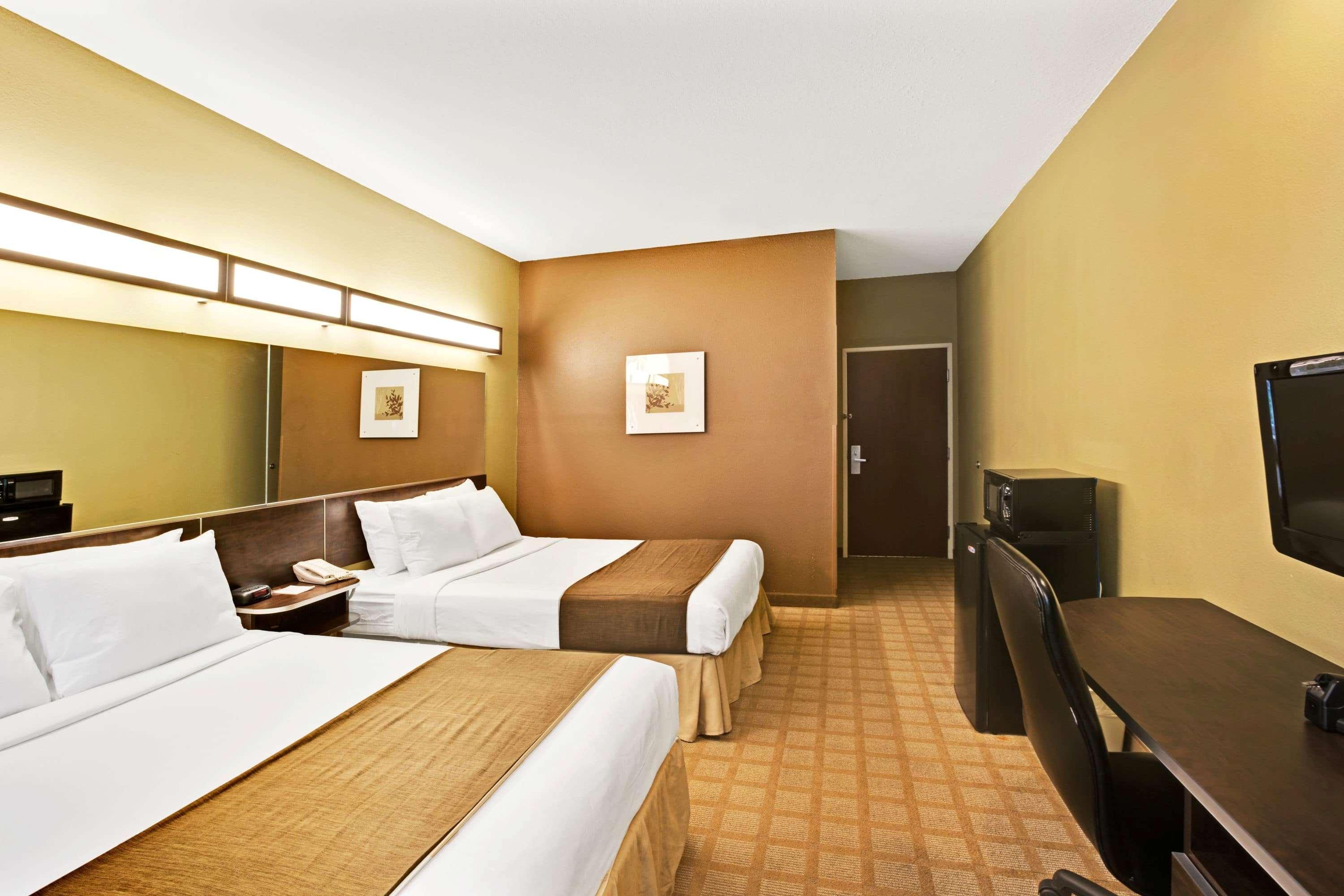 Microtel Inn & Suites By Wyndham Bryson City Dış mekan fotoğraf