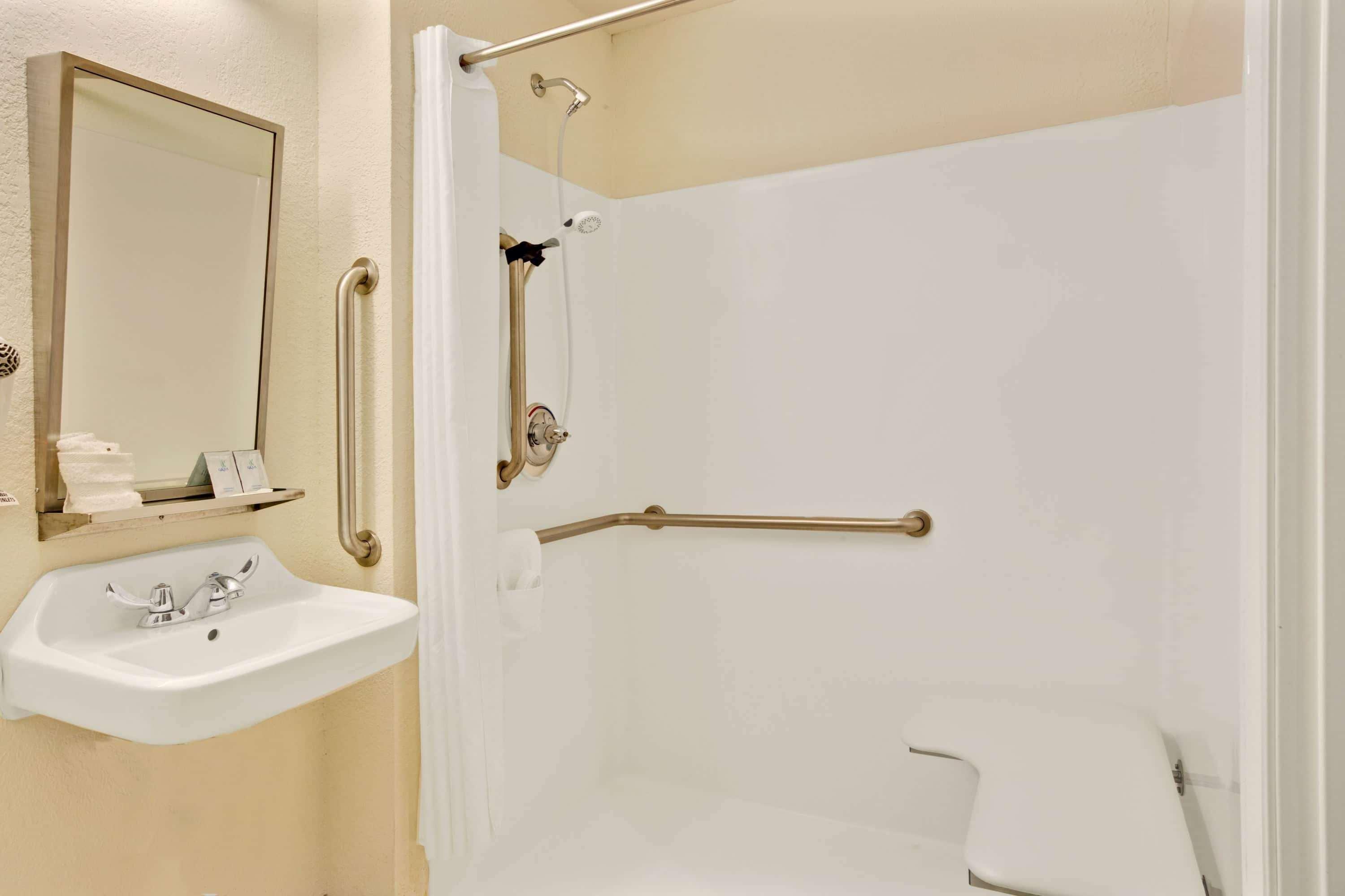 Microtel Inn & Suites By Wyndham Bryson City Dış mekan fotoğraf